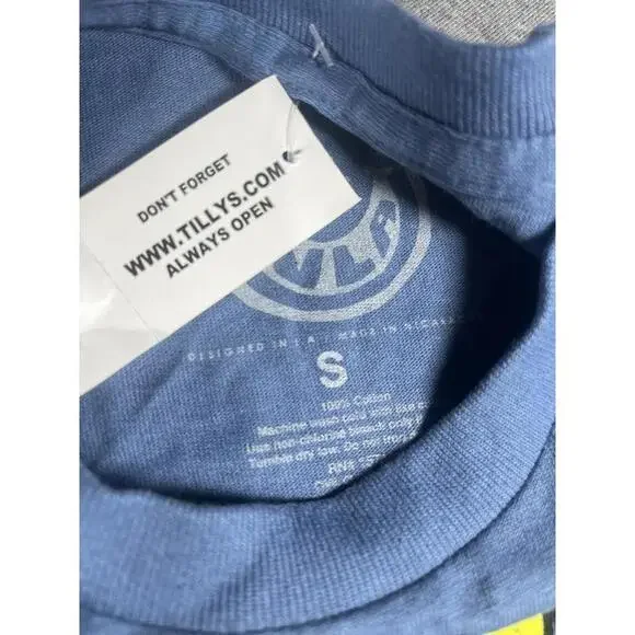 NWT Circuit Dreamchaser #27 Youth Small Racing NASCAR Graphic T-Shirt in Blue - Picture 5 of 7